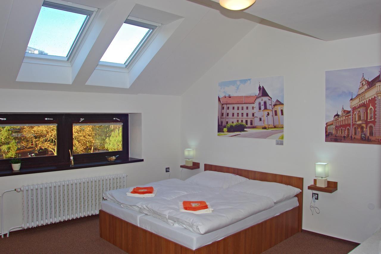 Hotel Pod Radnici Šumperk Екстериор снимка