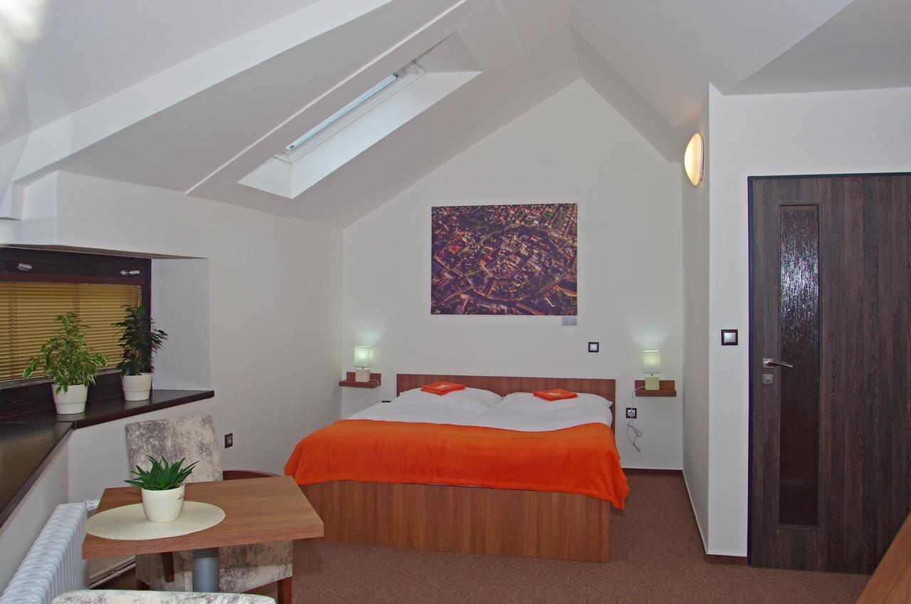 Hotel Pod Radnici Šumperk Екстериор снимка